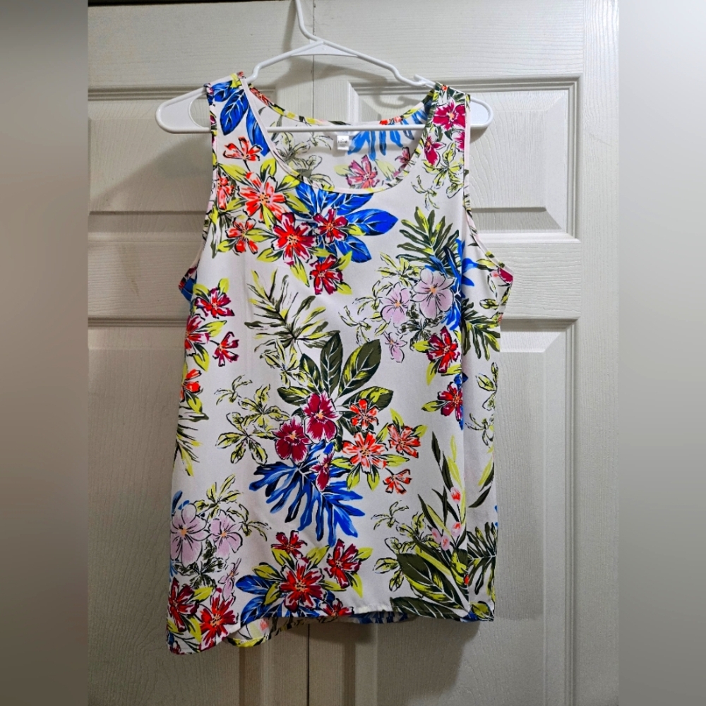 Time and Tru White Floral Sleeveless Tank Top